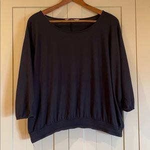 Old navy bat-wing  top woman’s L